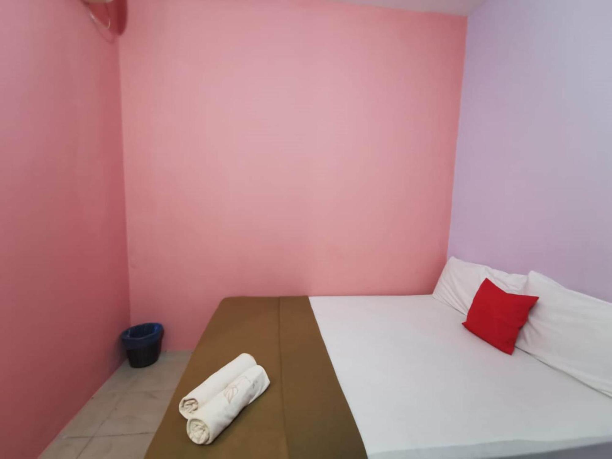 Super Oyo 90086 My Seven Days Inn Johor Bahru Exterior foto