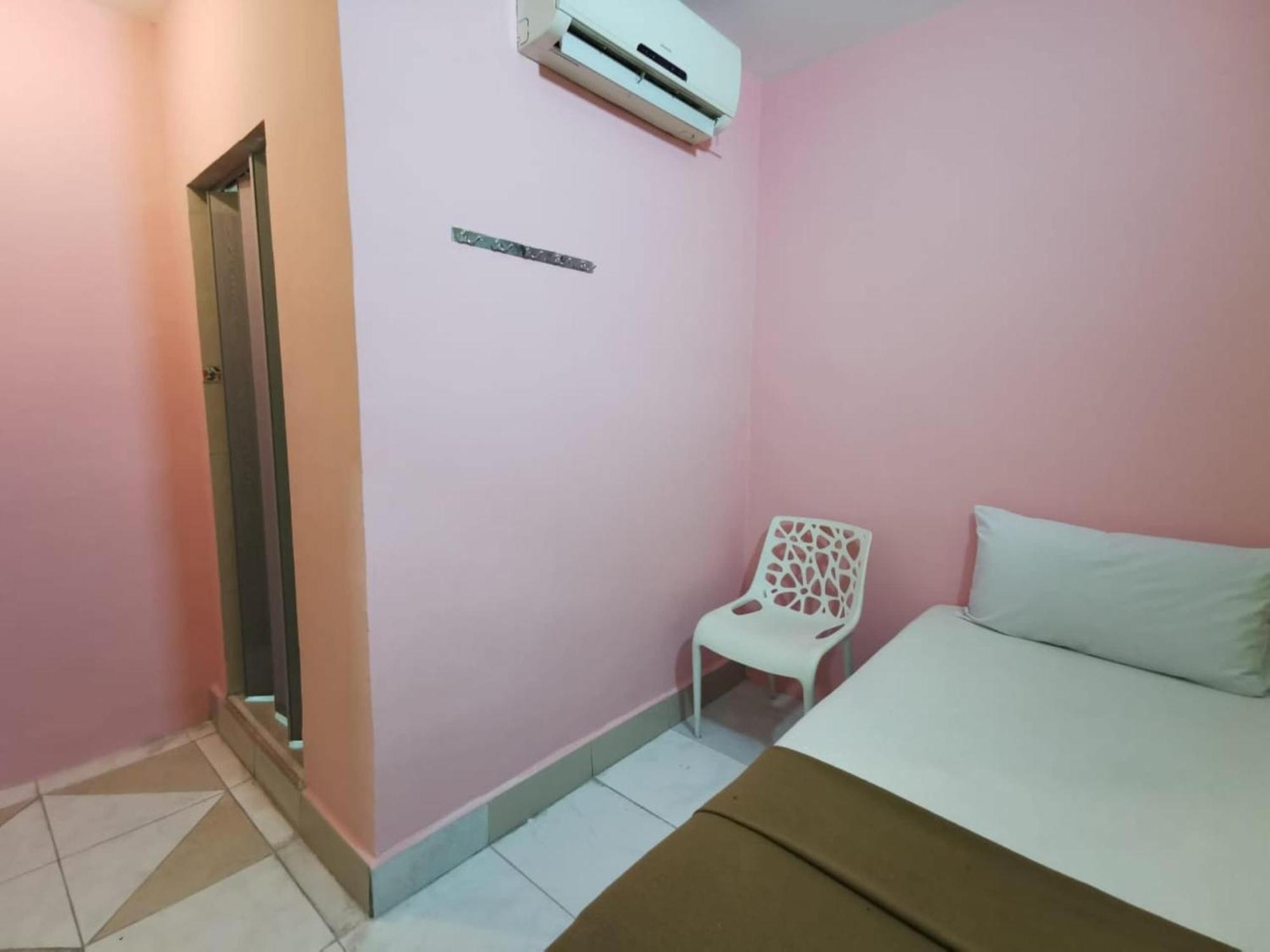 Super Oyo 90086 My Seven Days Inn Johor Bahru Exterior foto